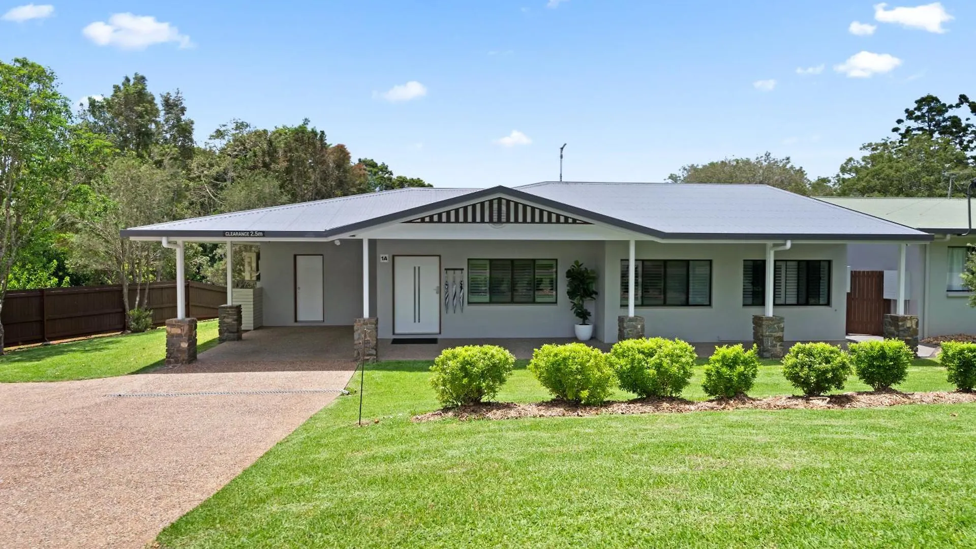 Birds 'N' Bloom Cottages Yungaburra Holiday home